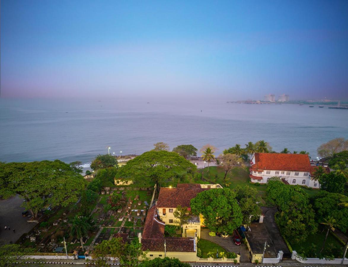 Amritara The Poovath Beachfront Heritage, Fort Kochi Exteriör bild