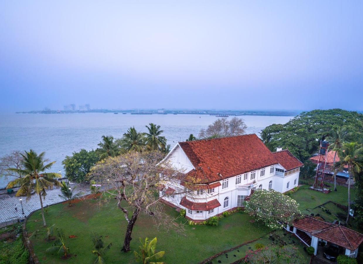 Amritara The Poovath Beachfront Heritage, Fort Kochi Exteriör bild