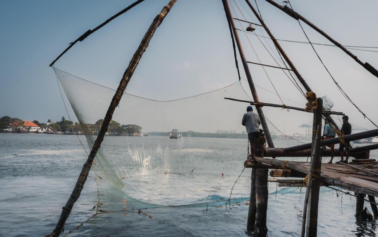 Amritara The Poovath Beachfront Heritage, Fort Kochi Exteriör bild